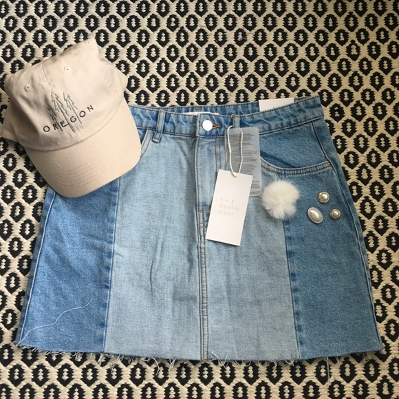 NWT Zara Fur and Pearl Detailed Denim Skirt - Picture 1 of 6